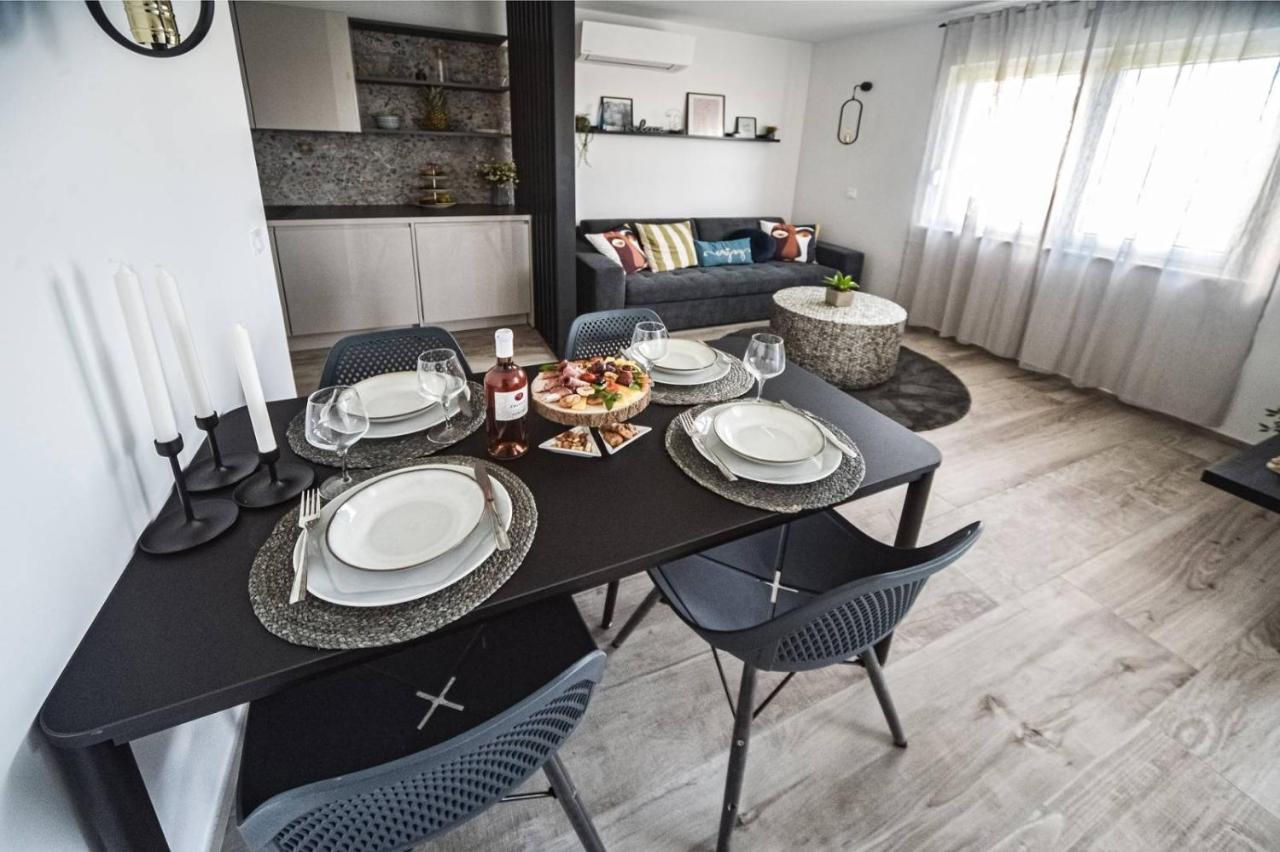 Cube Residence Kaštela Εξωτερικό φωτογραφία