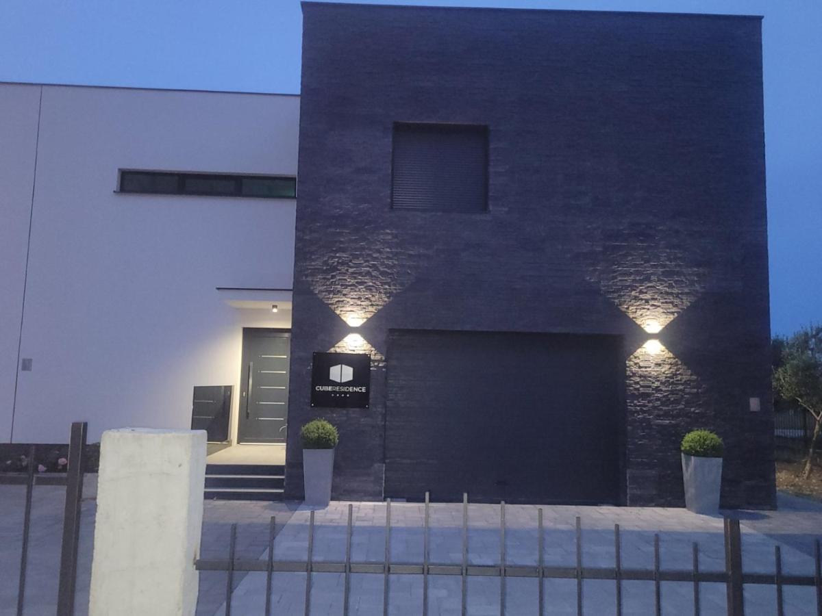 Cube Residence Kaštela Εξωτερικό φωτογραφία