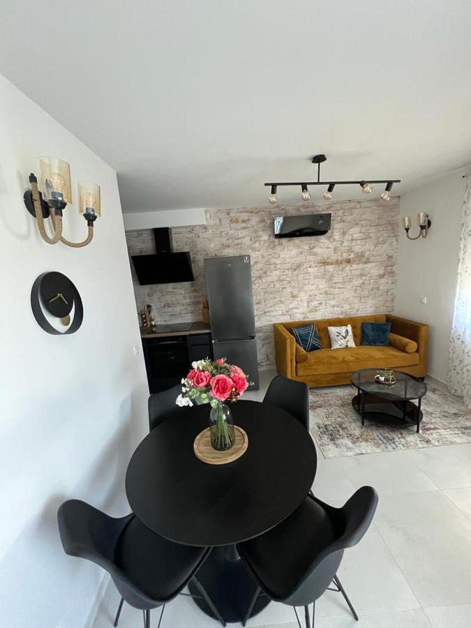Cube Residence Kaštela Εξωτερικό φωτογραφία